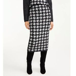 Ann Taylor Petite Houndstooth Jacquard Sweater Pencil Skirt Small Winter White